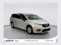 2024 Chrysler Pacifica Touring L Minivan/Van