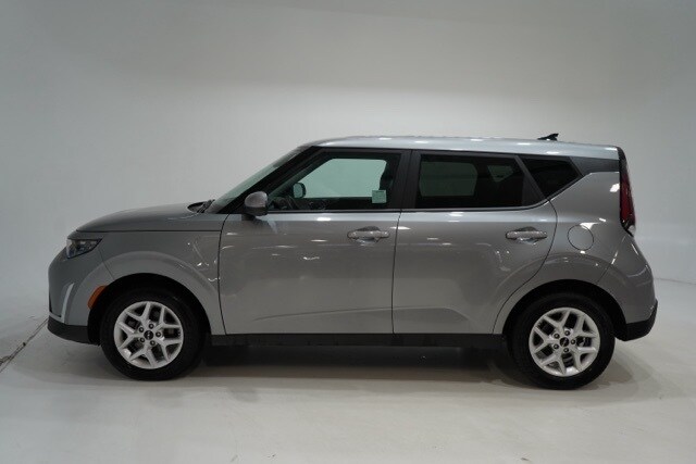 2024 Kia Soul LX S photo 4