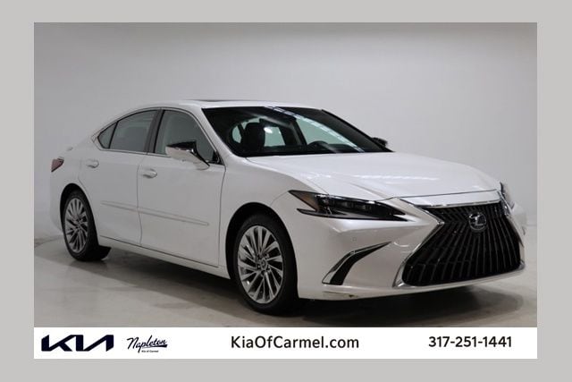 2023 Lexus ES 300h 300h Ultra Luxury's photo
