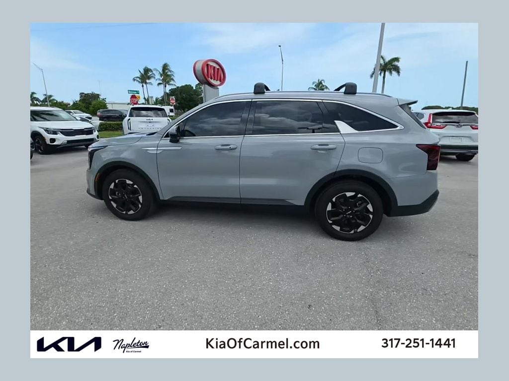 Used 2024 Kia Sorento S SUV