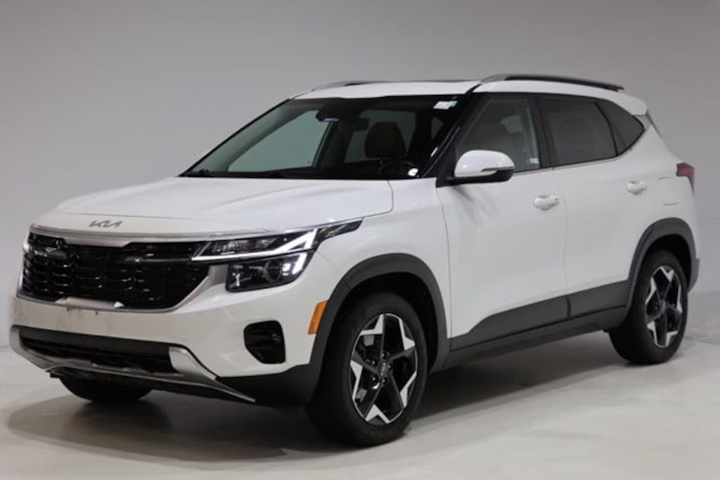 Used 2025 Kia Seltos EX SUV
