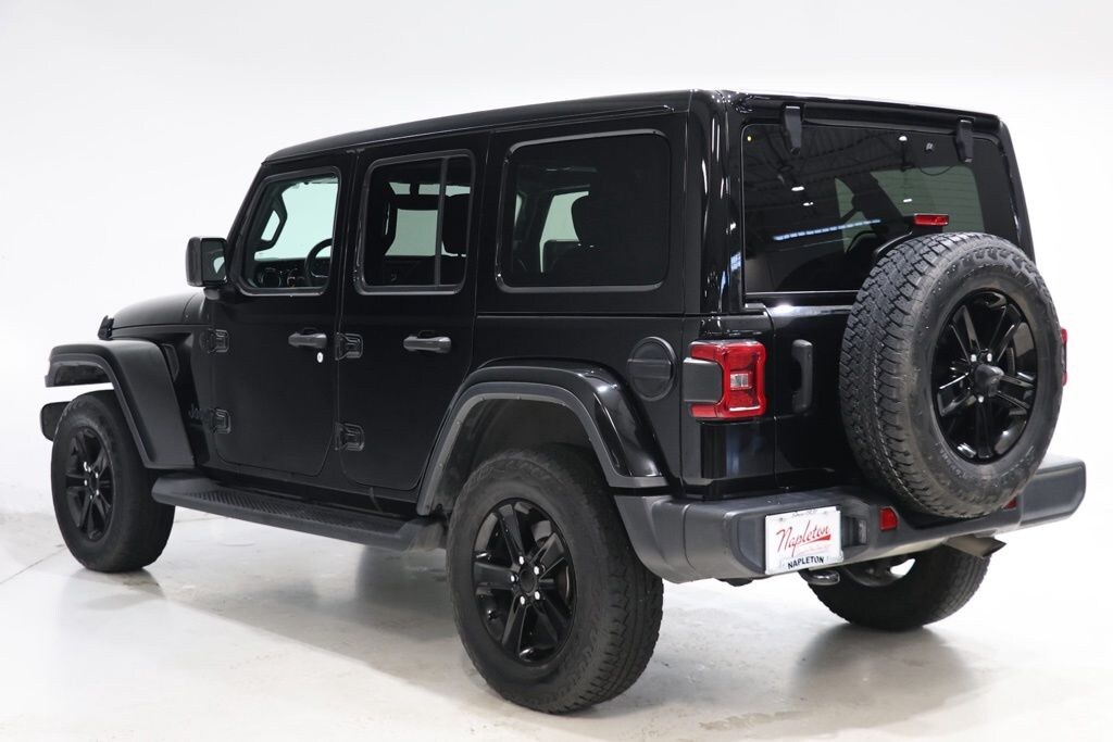 Used 2022 Jeep Wrangler Unlimited Sahara Altitude SUV