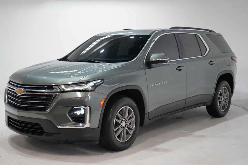 Used 2022 Chevrolet Traverse LT SUV