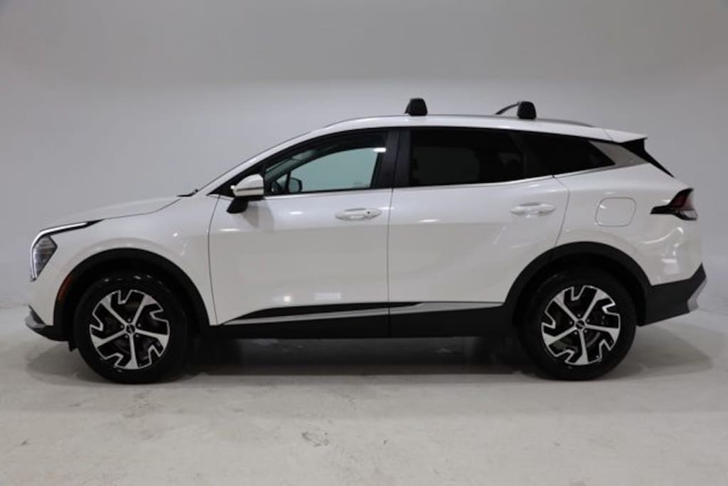 Used 2024 Kia Sportage Hybrid EX SUV