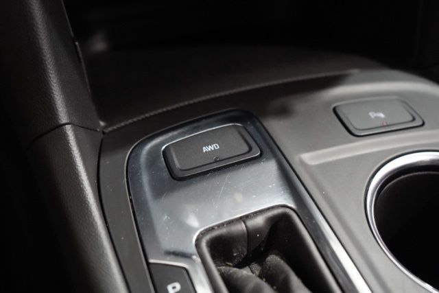 2024 Chevrolet Equinox LT - Photo 30