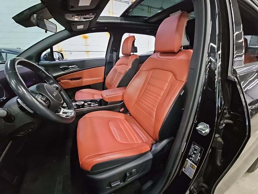2023 Kia Sportage Hybrid photo 2