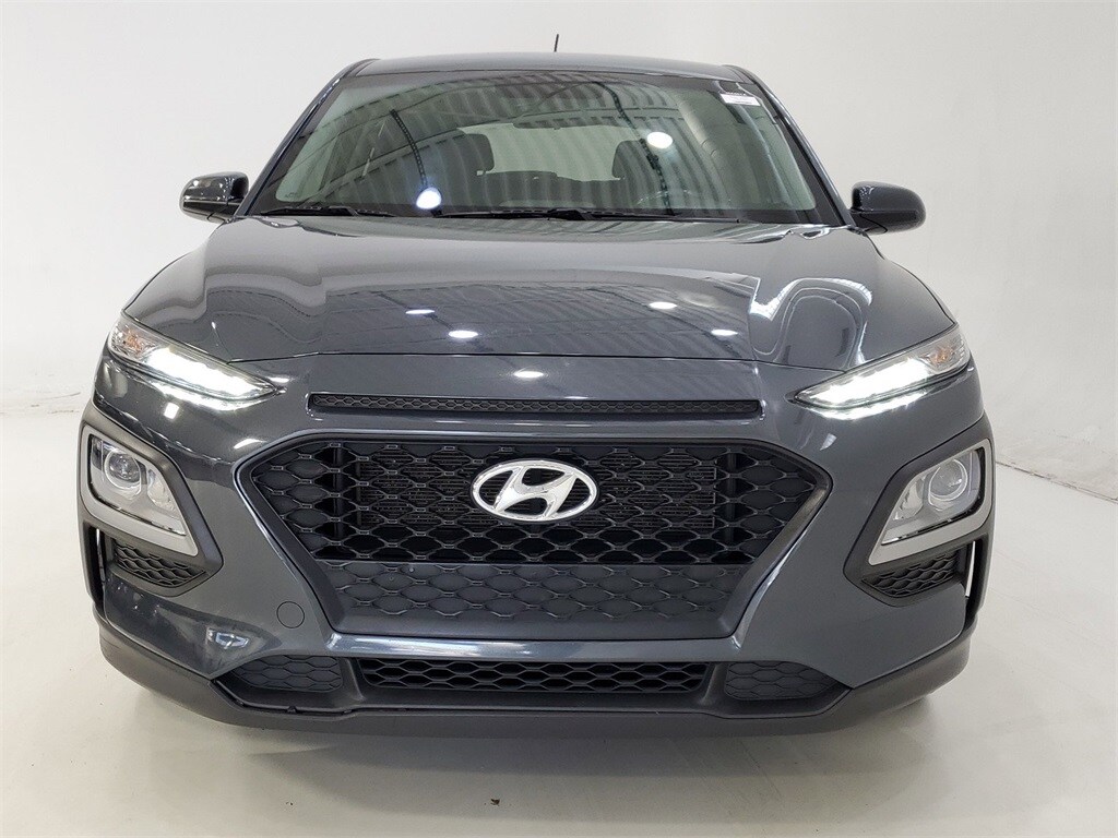 Used 2018 Hyundai Kona SE with VIN KM8K1CAAXJU082159 for sale in Indianapolis, IN