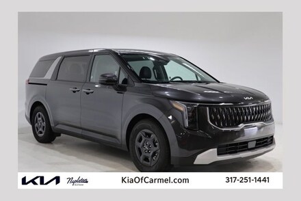 2025 Kia Carnival LXS Minivan/Van