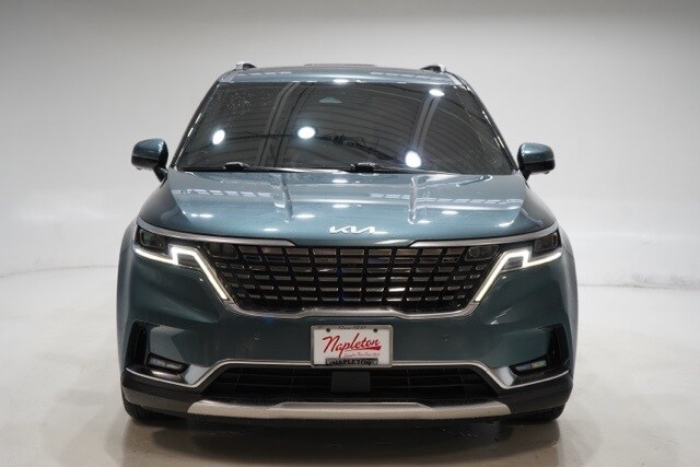 2022 Kia Carnival SX Prestige photo 2