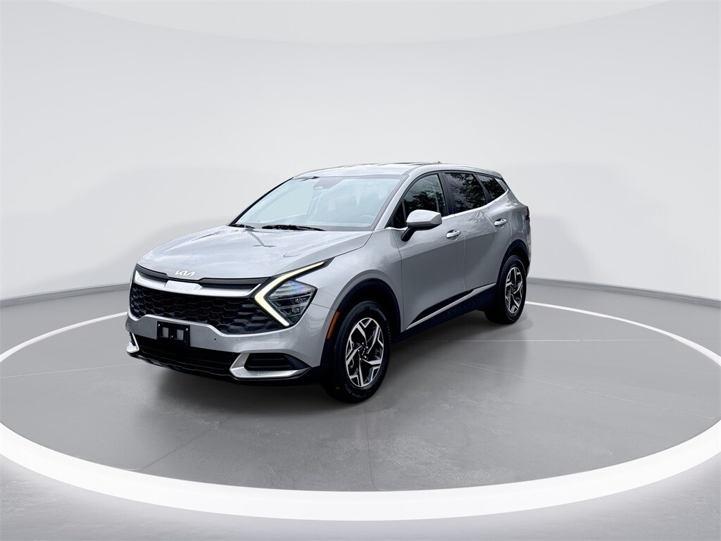 2024 Kia Sportage LX photo 3