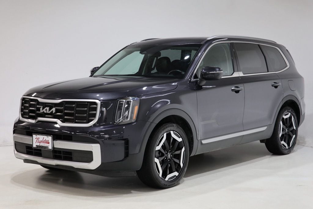 Used 2025 Kia Telluride S SUV