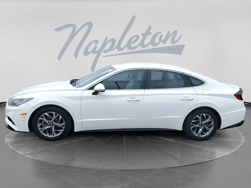 Used 2023 Hyundai Sonata SEL Sedan