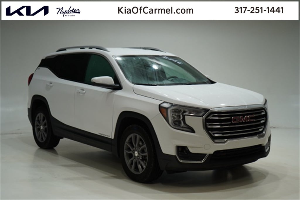 2024 GMC Terrain SLT's photo