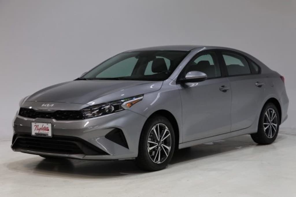 Used 2024 Kia Forte LXS Sedan