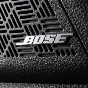Kia Carnival features Bose Surround Sound