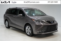 2022 Toyota Sienna Platinum Minivan/Van