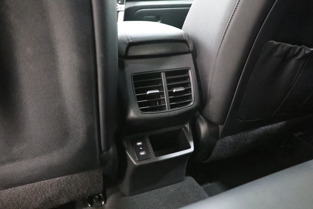 2025 Kia Seltos EX - Photo 34