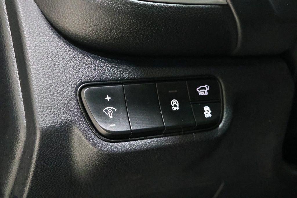2025 Kia Seltos EX - Photo 21
