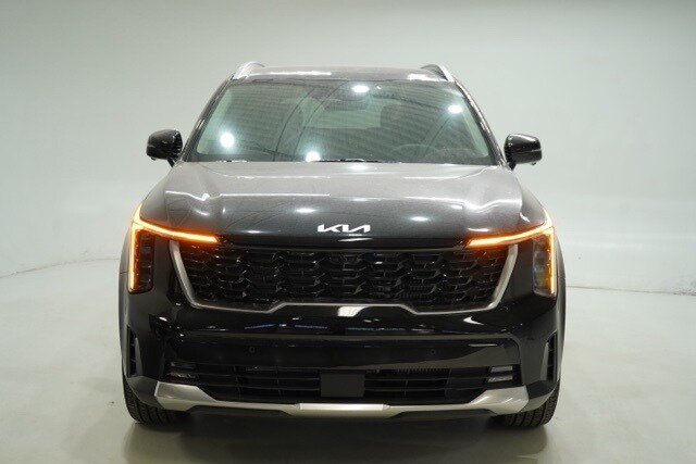 2026 Kia Sorento SX photo 2