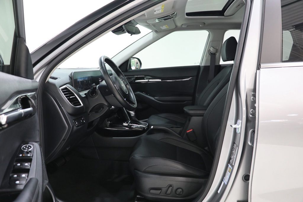 2025 Kia Seltos EX - Photo 18