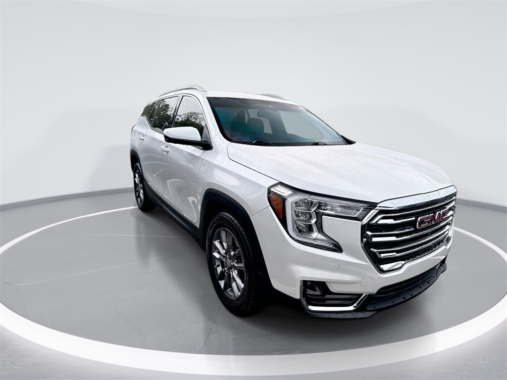 2022 Gmc Terrain SLT photo 2