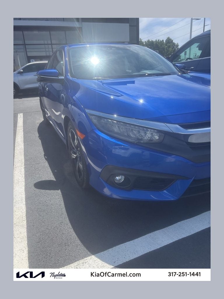 2017 Honda Civic Touring CVT's photo