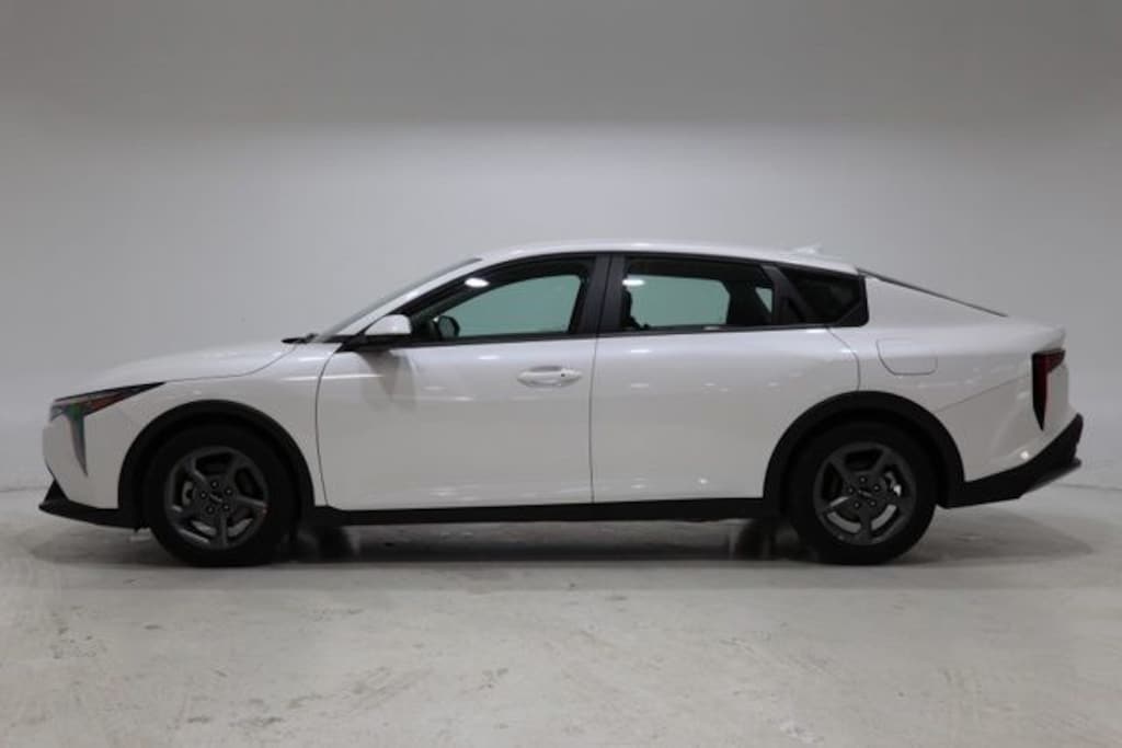 Used 2025 Kia K4 LXS Sedan