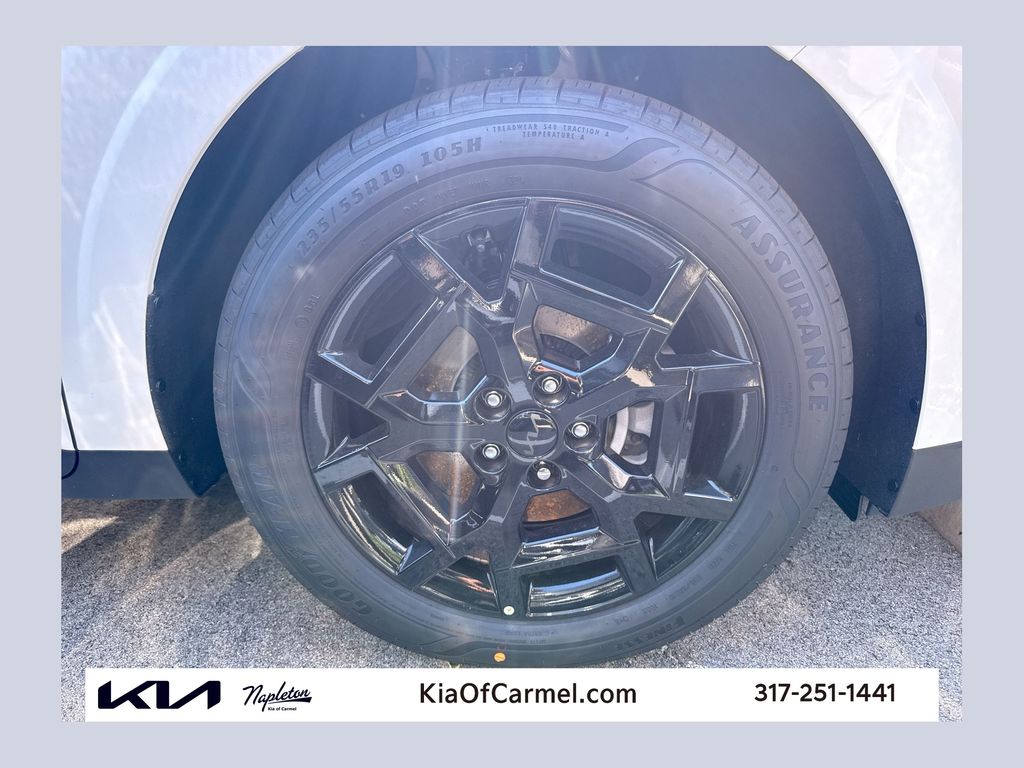 2025 Kia Sedona SX Prestige HEV's photo