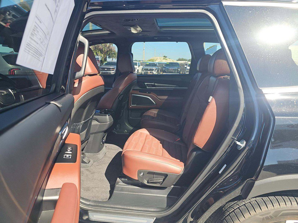 Used 2024 Kia Telluride SX-Prestige SUV