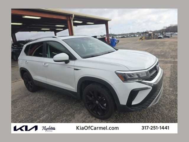 2024 Volkswagen Taos SE