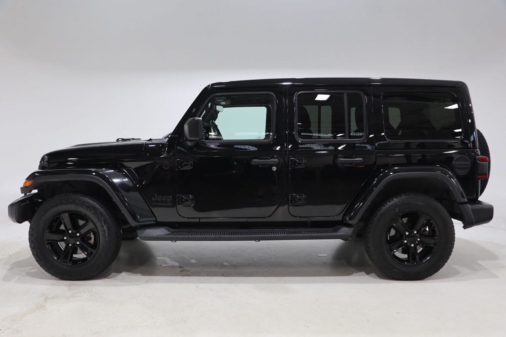 Used 2022 Jeep Wrangler Unlimited Sahara Altitude SUV