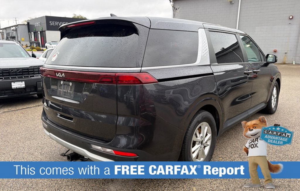 Used 2022 Kia Carnival LXS Minivan/Van