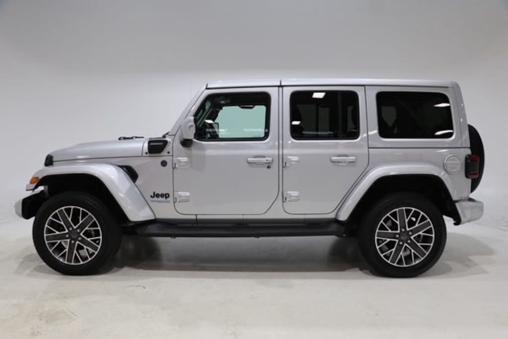 Used 2022 Jeep Wrangler Unlimited Sahara 4xe SUV