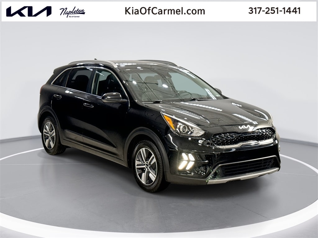 Used 2022 Kia Niro LXS SUV