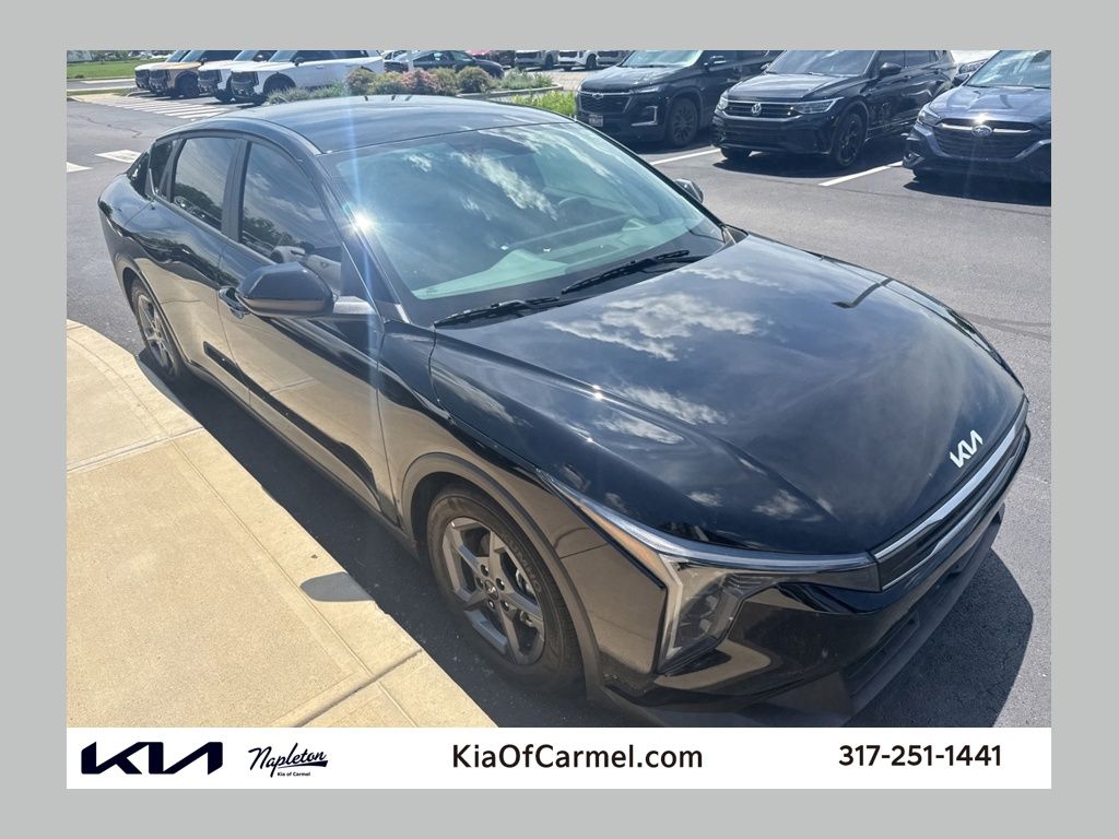 2025 Kia K4 LXS AT's photo
