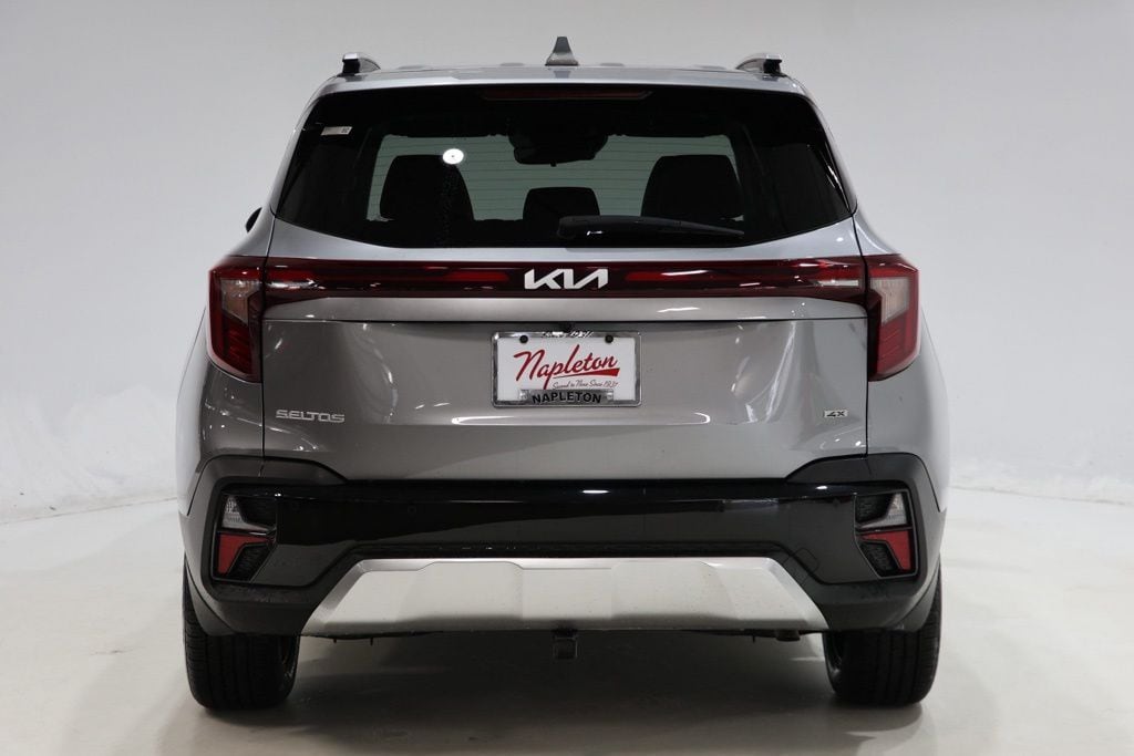 2025 Kia Seltos EX - Photo 8
