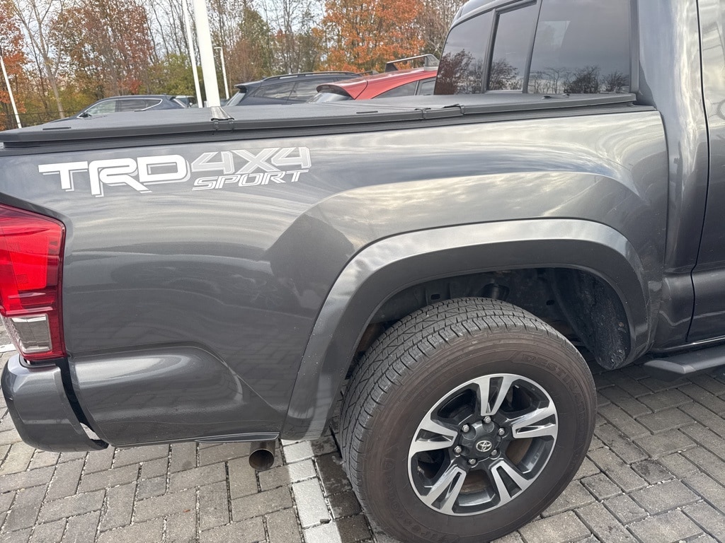 Used 2016 Toyota Tacoma TRD Sport Truck
