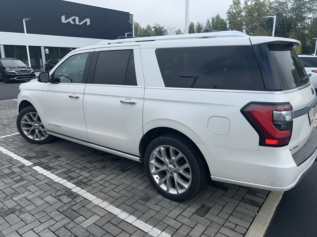 2018 Ford Expedition MAX Platinum photo 2