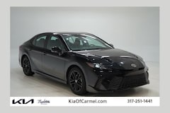 2025 Toyota Camry SE Sedan