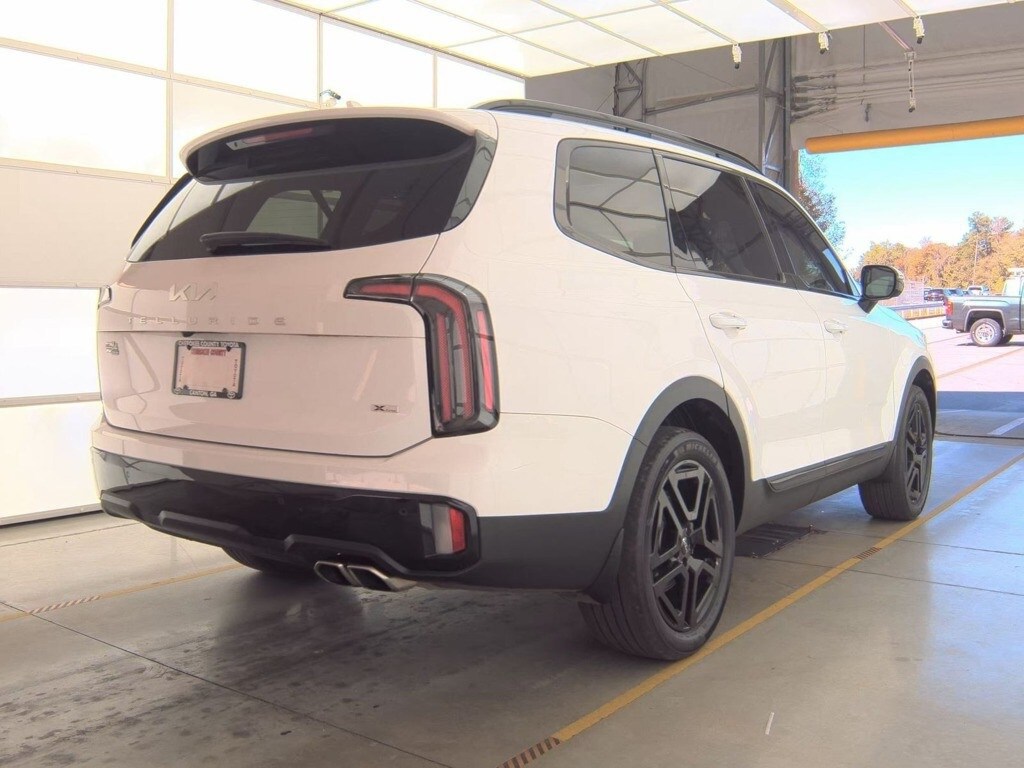 2024 Kia Telluride X-Line photo 3