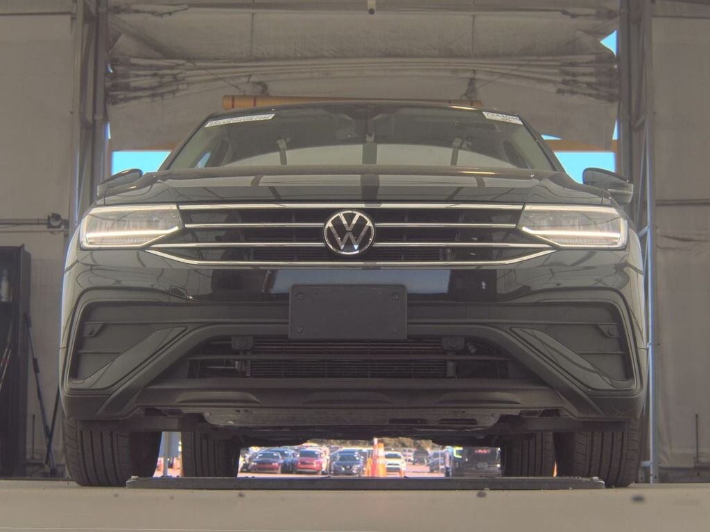 Used 2022 Volkswagen Tiguan 2.0T SE SUV