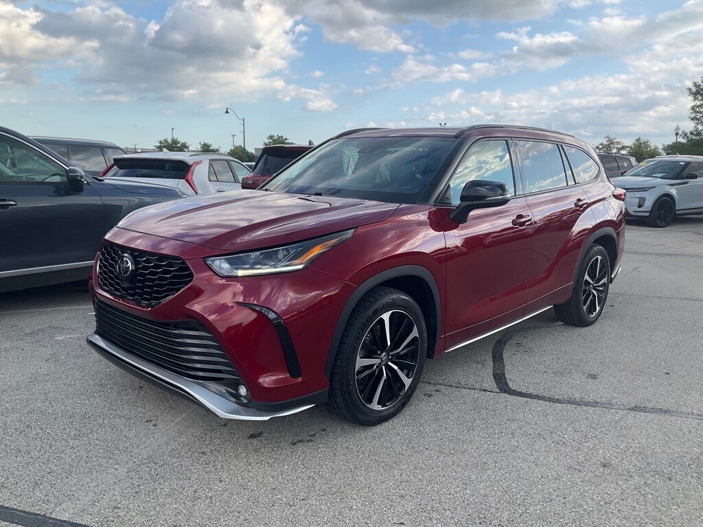 2021 Toyota Highlander XSE photo 3