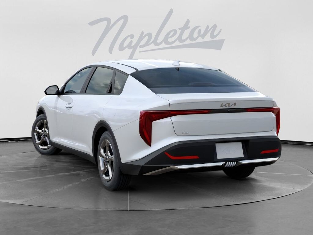 New 2026 Kia K4 LXS Sedan