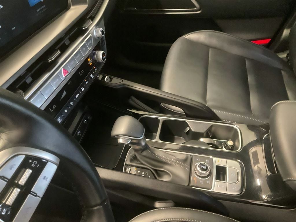 2025 Kia Telluride S - Photo 23