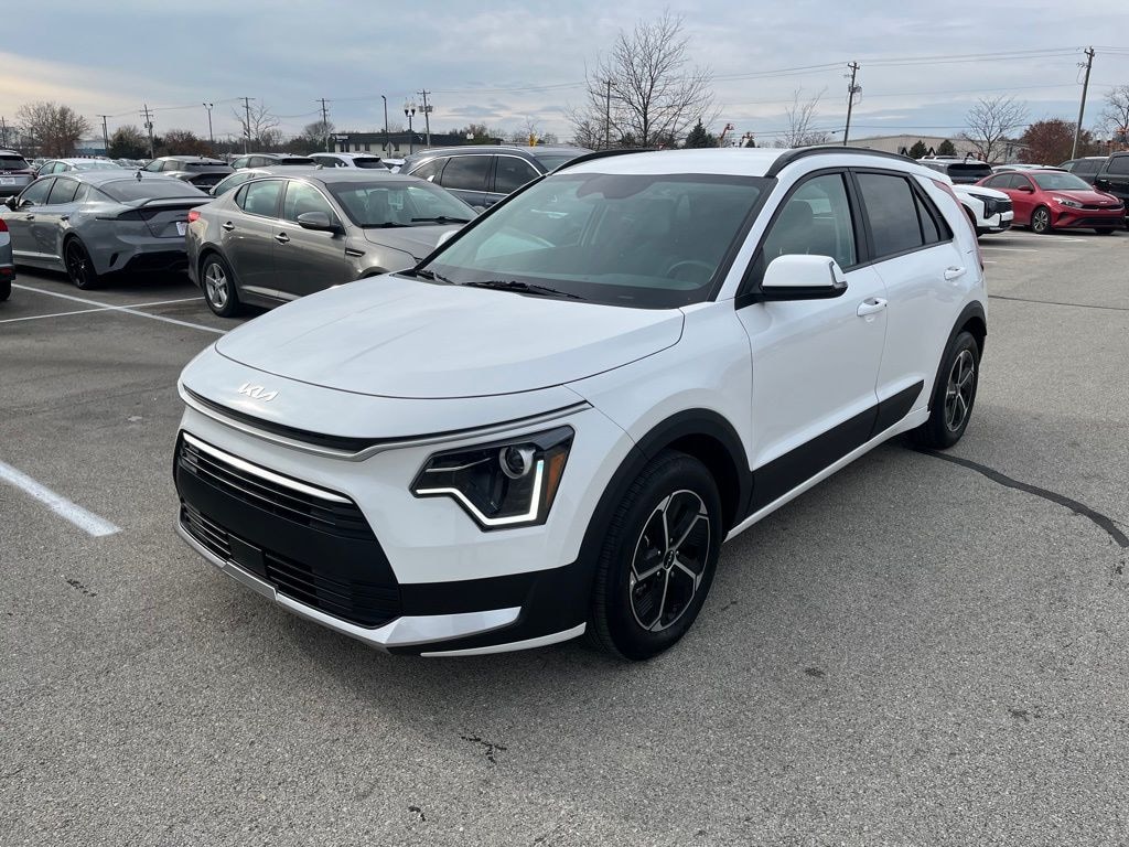 Certified 2025 Kia Niro EX SUV