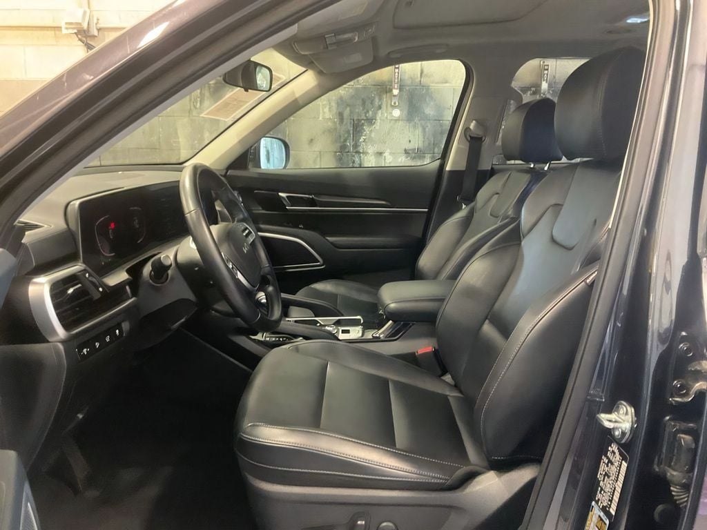 2025 Kia Telluride S - Photo 24