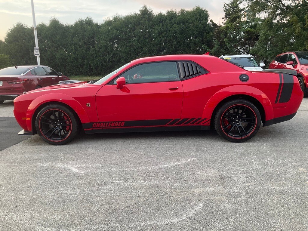 2021 Dodge Challenger R/T Scat Pack Widebody photo 4