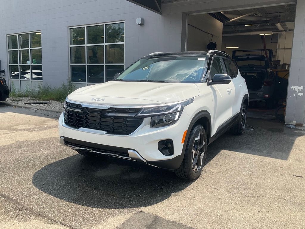 New 2026 Kia Seltos S SUV