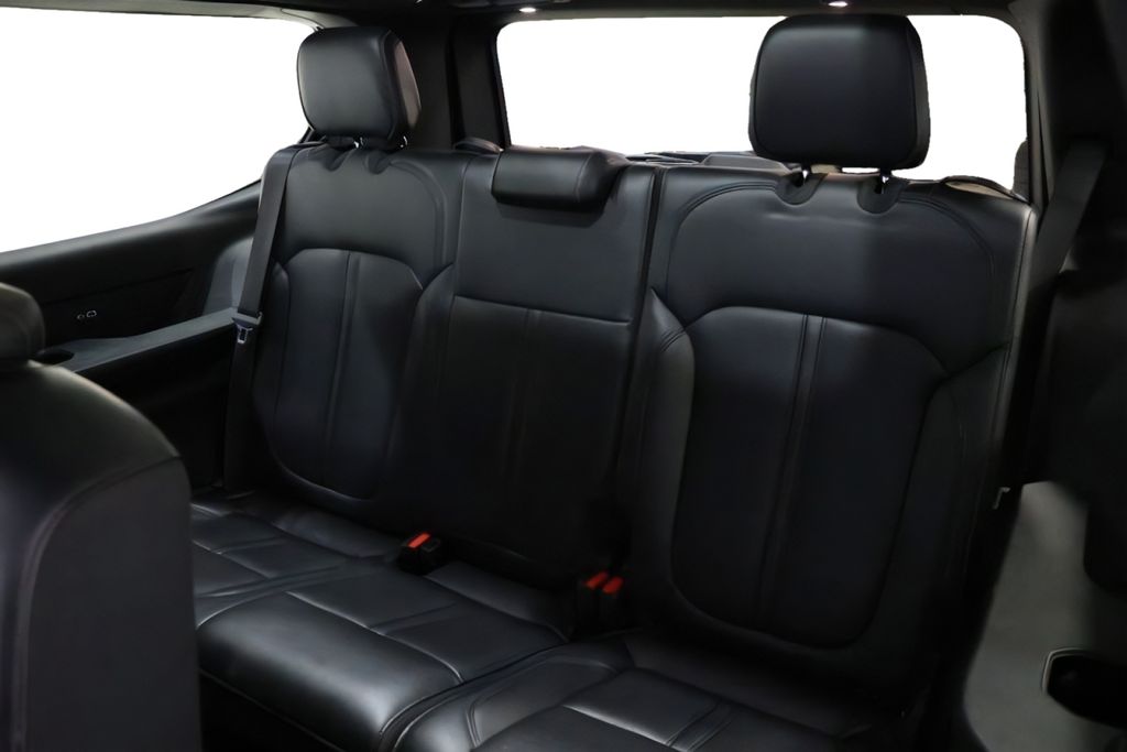 2025 Jeep Wagoneer Series I - Photo 36