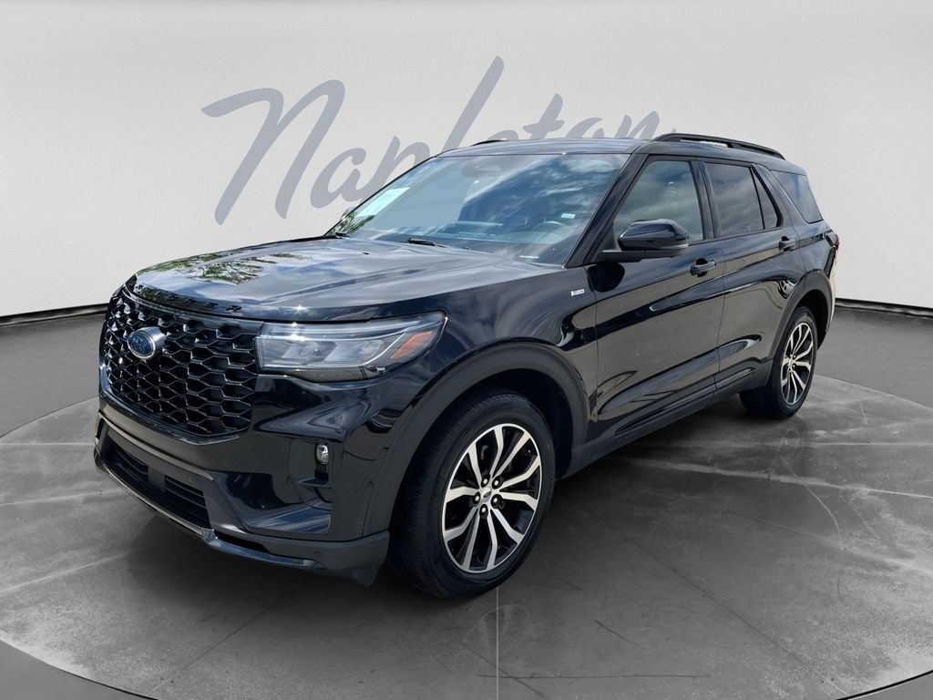 Used 2025 Ford Explorer ST-Line SUV